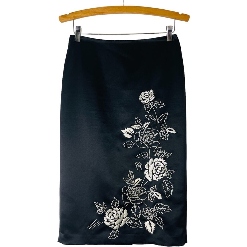 Loft black white satin floral embroidered pencil midi skirt 4